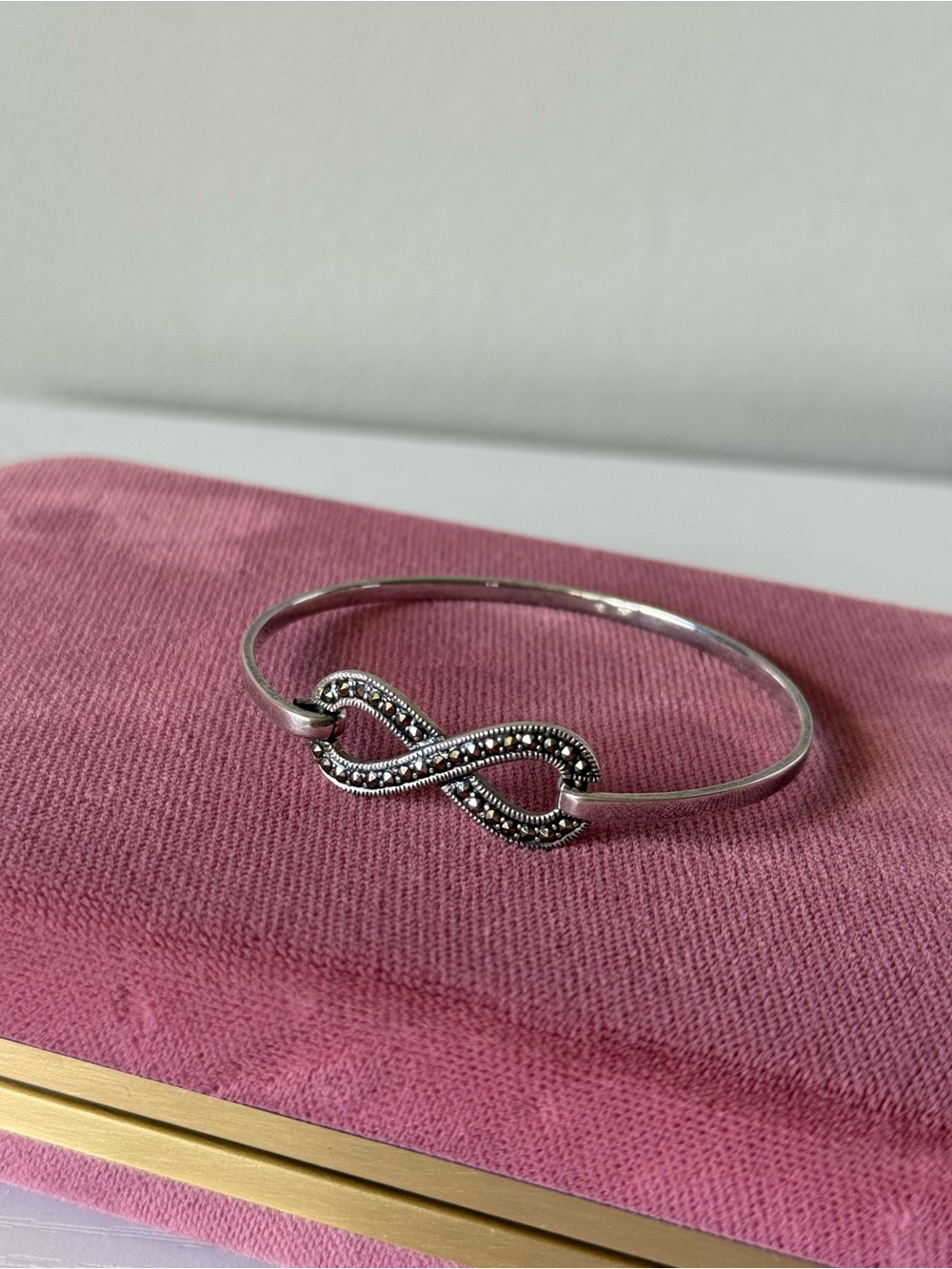 Vintage Sterling Silver 925 Marcasite Infinity Bangle Bracelet